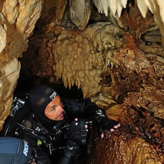 Höhle von Hirsch